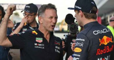 horner accuses mercedes